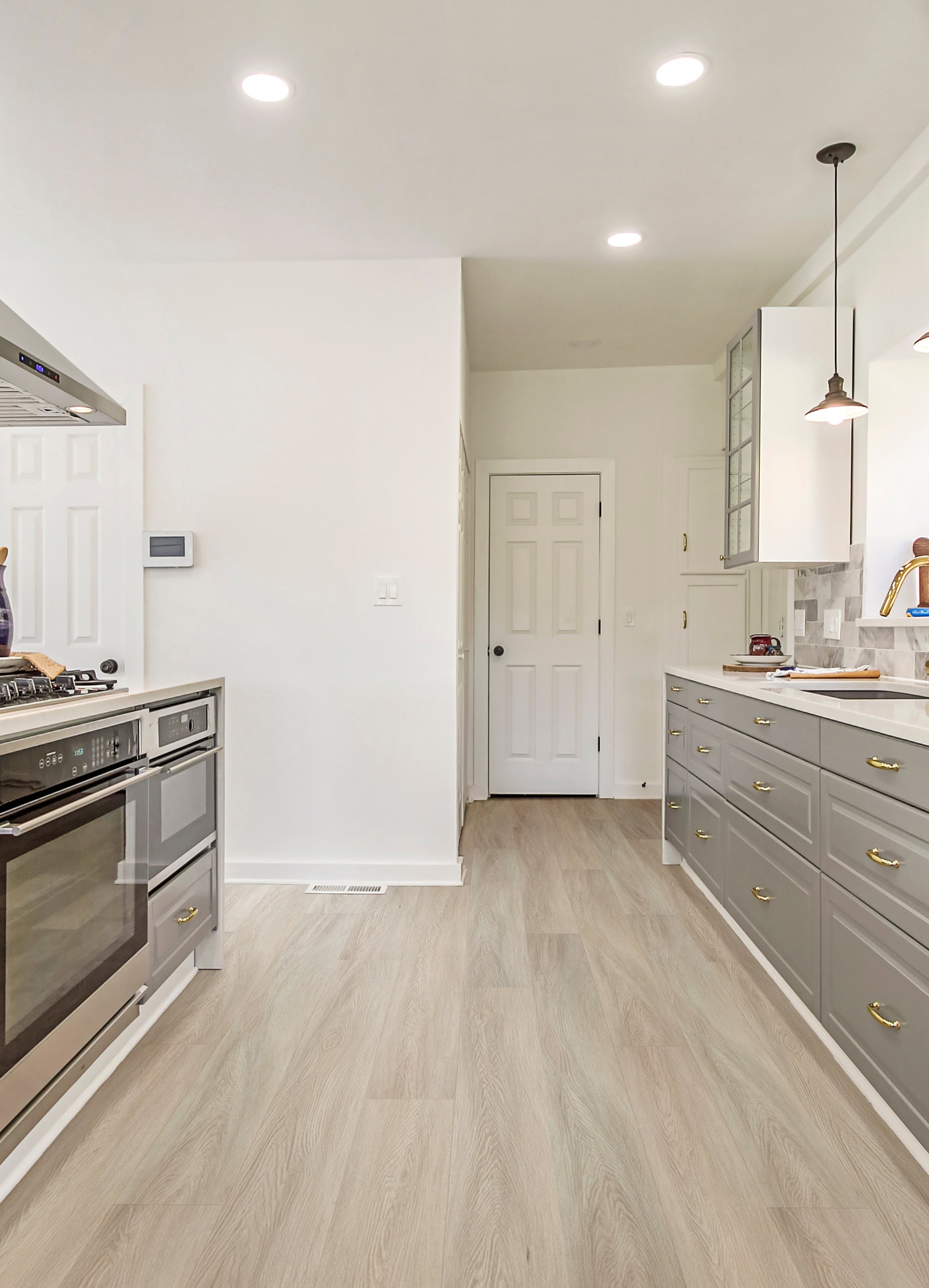 Sintra ESPC Vinyl Plank 8mm T x 9" W x 70" L